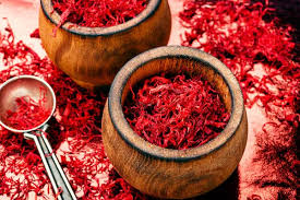 تفاوت زعفران سرگل و نگین